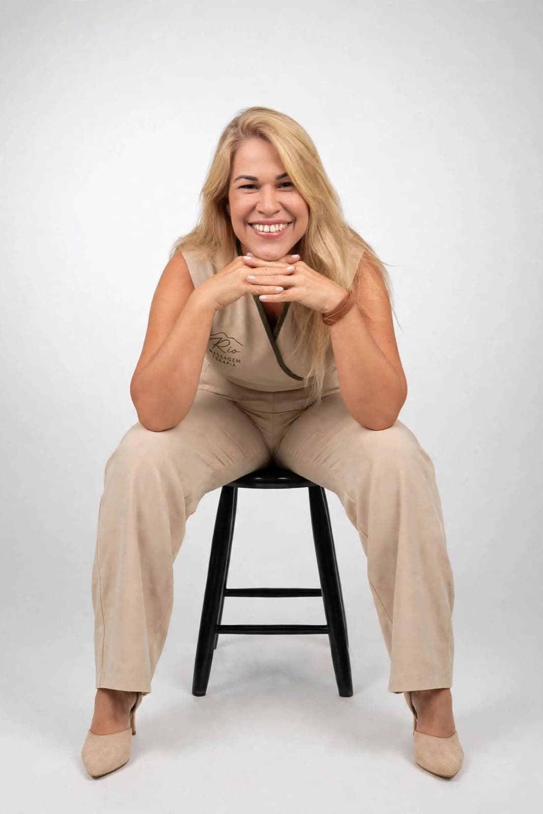 Diana, massoterapeuta clínica na Rio Massagem Terapia